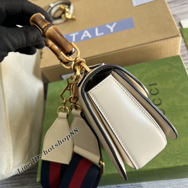 Gucci專櫃2022新款單肩斜挎女包 古馳原廠皮竹節迷你小號手提包686864 gqy4111